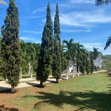Lachemar Guest House